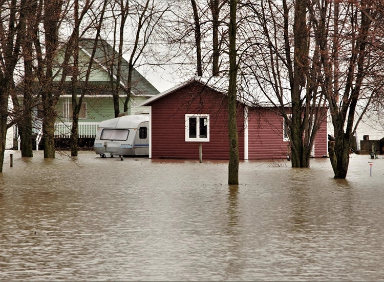 flooded-house