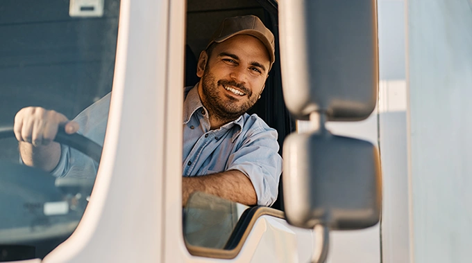 truck-driver-smiling